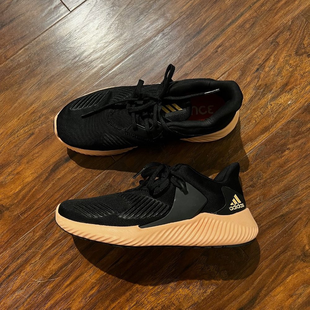 Adidas Bounce black and orange, Women's US size 8